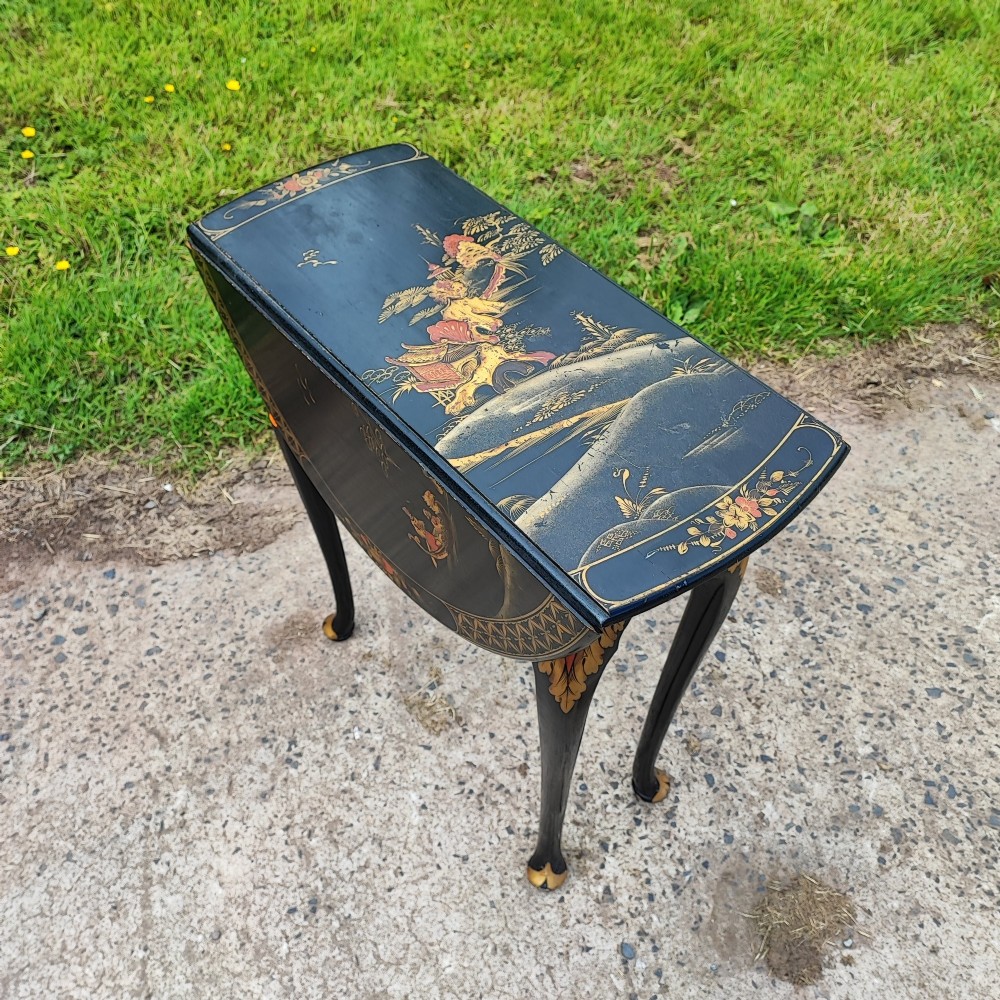 Good antique lacquered and japanned lamp side table View XI