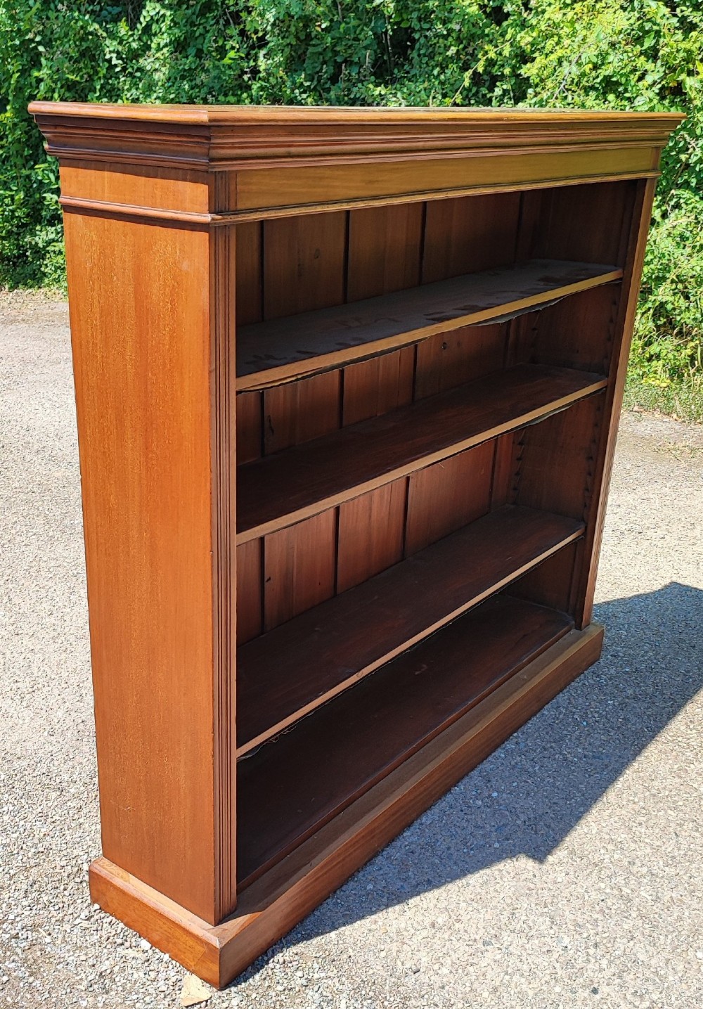 Antique mahogany open bookcase View VII