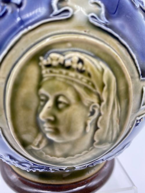 DOULTON LAMBETH ROYAL DIAMOND JUBILEE COMMEMORATIVE JUG - ADDITIONAL PHOTO 13