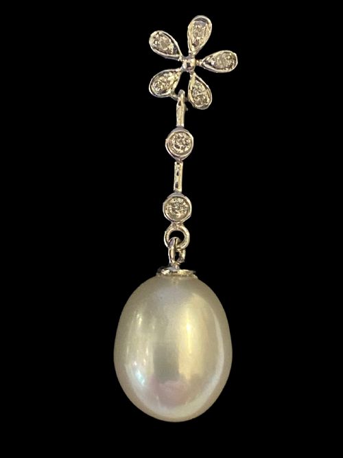 VINTAGE GOLD DIAMOND AND PEARL DROP EARRINGS - ADDITIONAL PHOTO 1