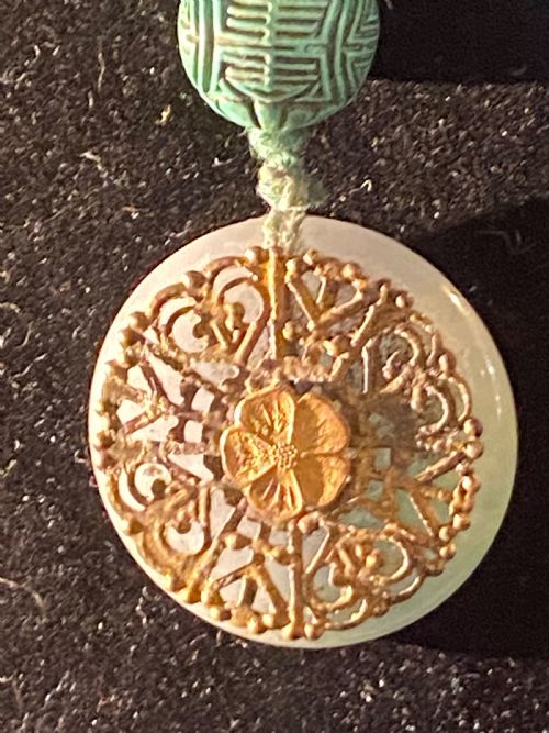 ORIENTAL ART DECO YUNNAN JADE CHALCEDONY AND CARVED VARIACITE NECKLACE - ADDITIONAL PHOTO 4