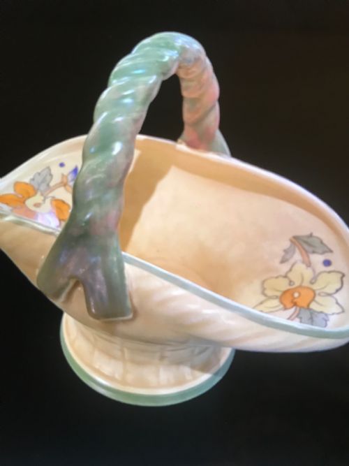 antique basket by charlotte rhead for crown ducal - CATEGORY: ANTIQUE CERAMICS - DATED 1920