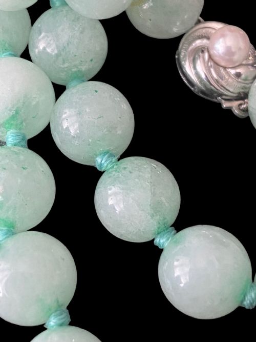 VINTAGE AVENTURINE NECKLACE - ADDITIONAL PHOTO 2