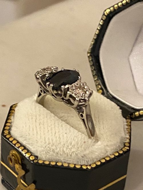 SOLITARY SAPPHIRE AND DIAMOND RING - ADDITIONAL PHOTO 4