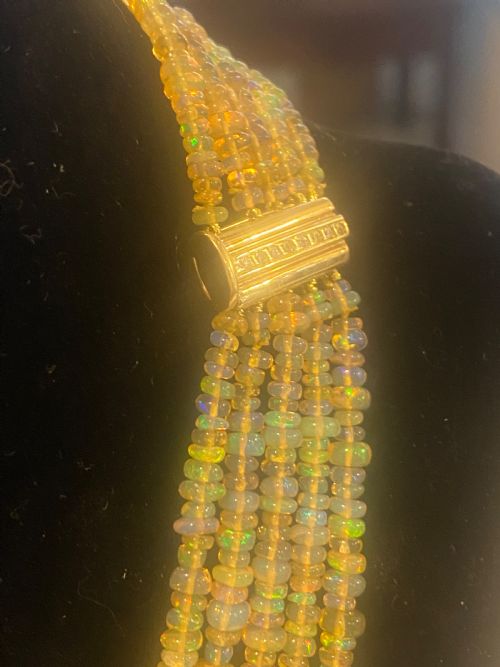 GRADUATED OPAL GOLD AND DIAMOND NECKLACE - ADDITIONAL PHOTO 4