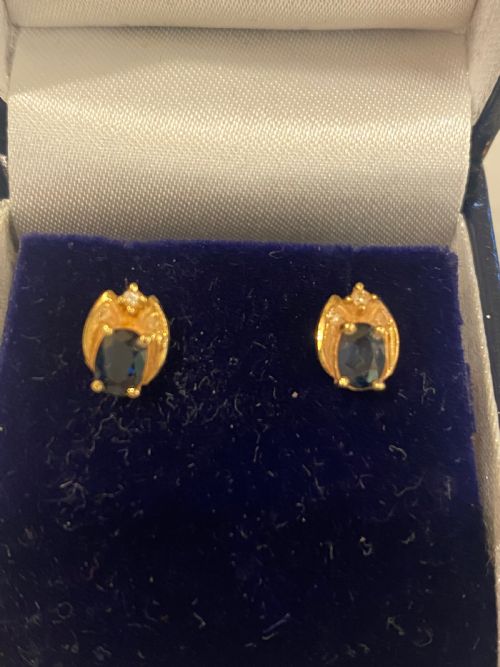 vintage sapphire and diamond stud earrings - CATEGORY: ANTIQUE JEWELLERY - DATED 1960