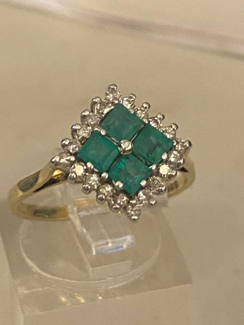 art deco style emerald diamond ring - CATEGORY: ANTIQUE JEWELLERY - DATED 1960