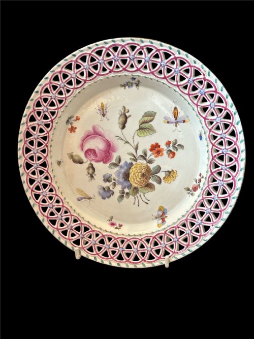 ANTIQUE FURSTENBERG PLATE - ADDITIONAL PHOTO 10