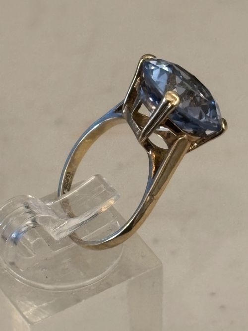 VINTAGE TOPAZ COCKTAIL RING - ADDITIONAL PHOTO 2