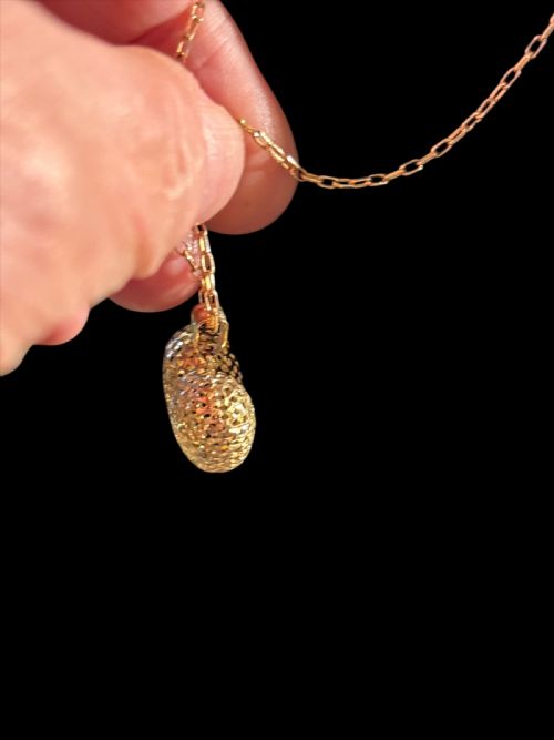 MID CENTURY GOLD HEART PENDANT NECKLACE - ADDITIONAL PHOTO 1