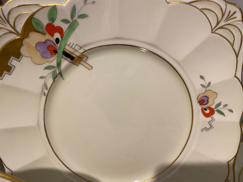 Art Deco teaservice for eight “fine bone China” View VI