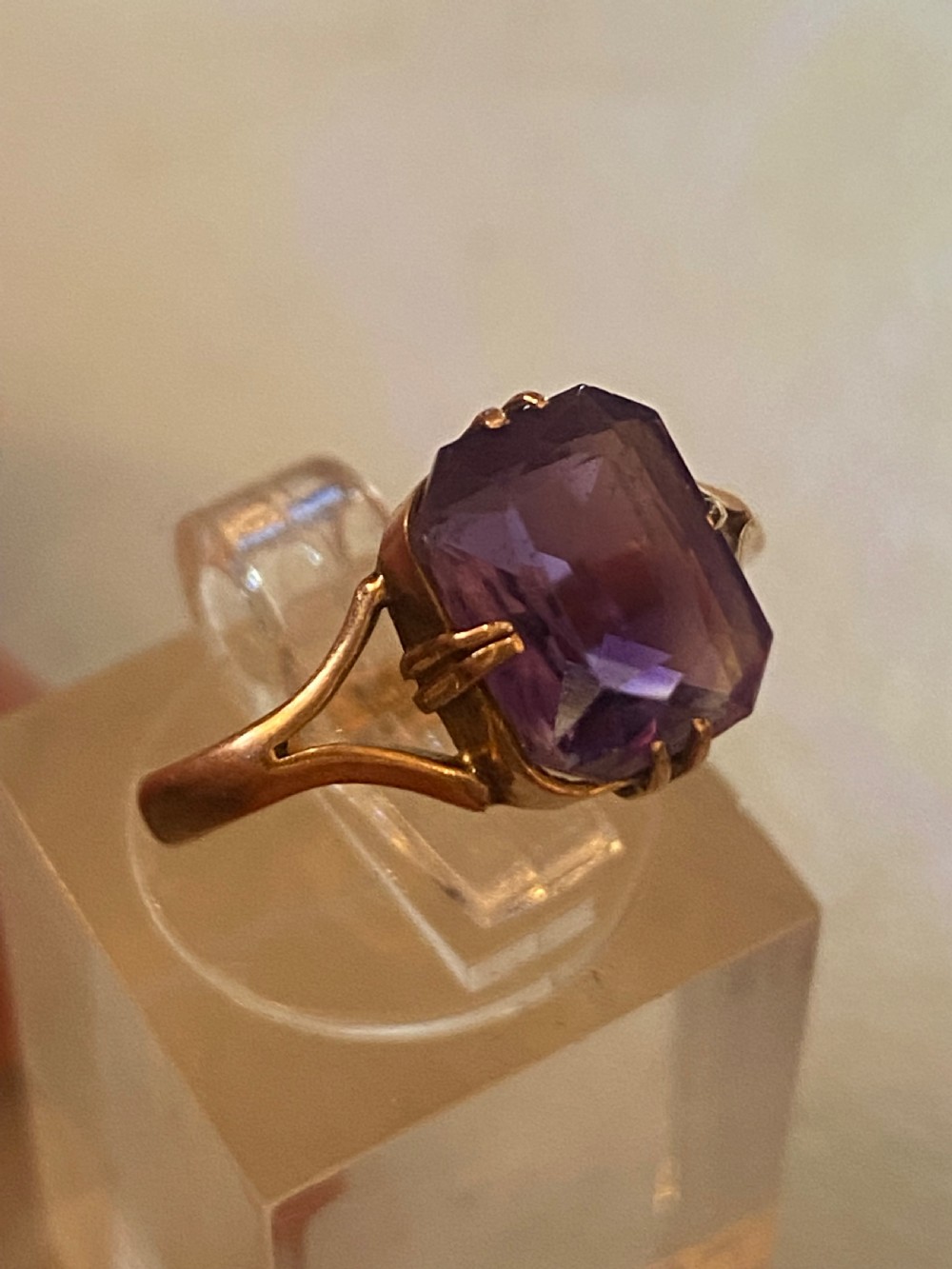 Antique Rose gold & Amethyst ring View IV