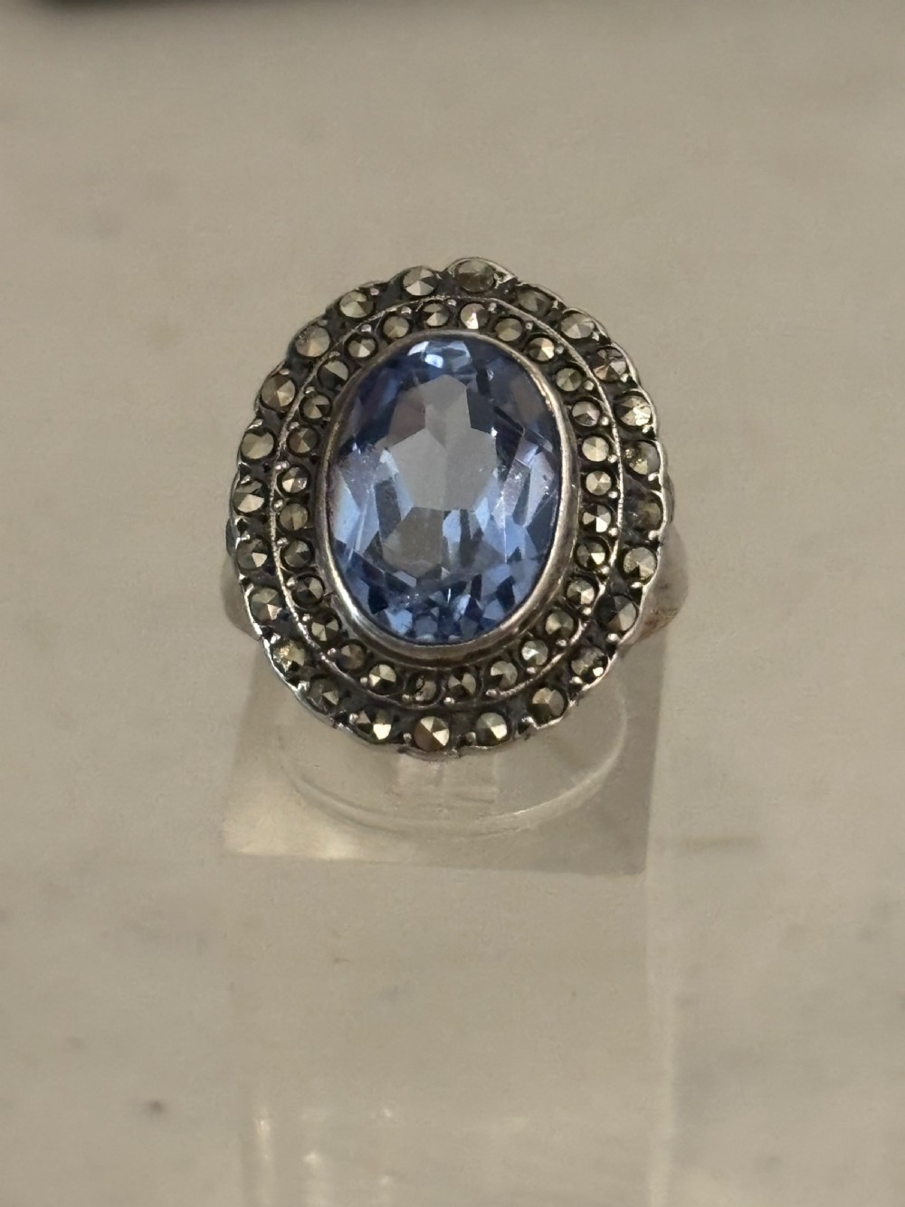 Antique dress ring  View V