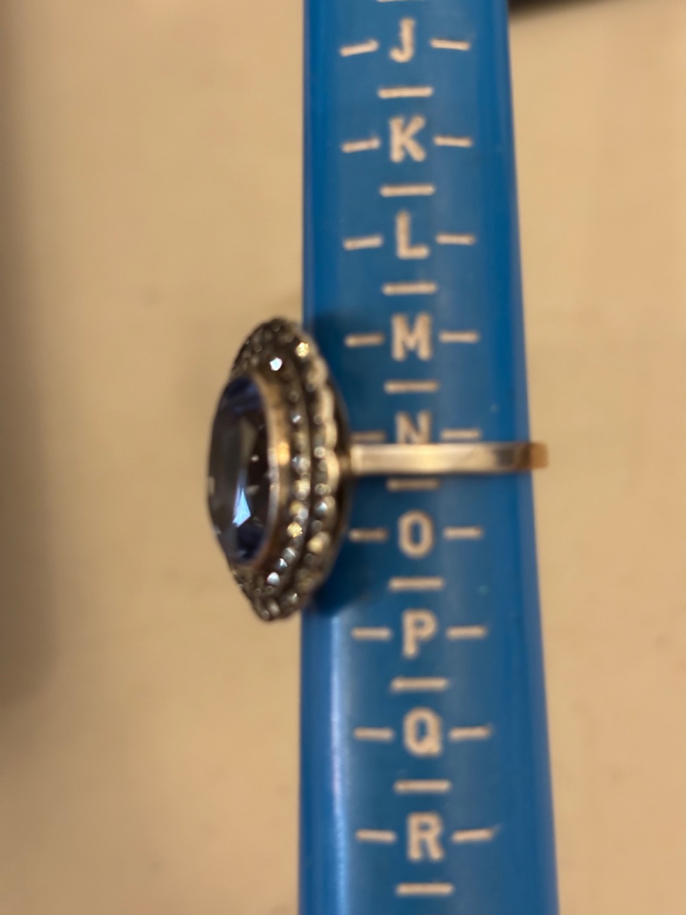 Antique dress ring  View VII
