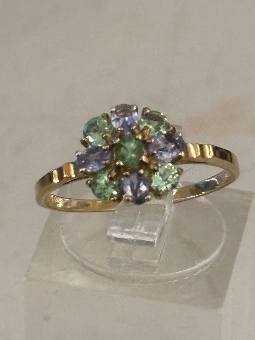 Vintage gold dress ring  View IV