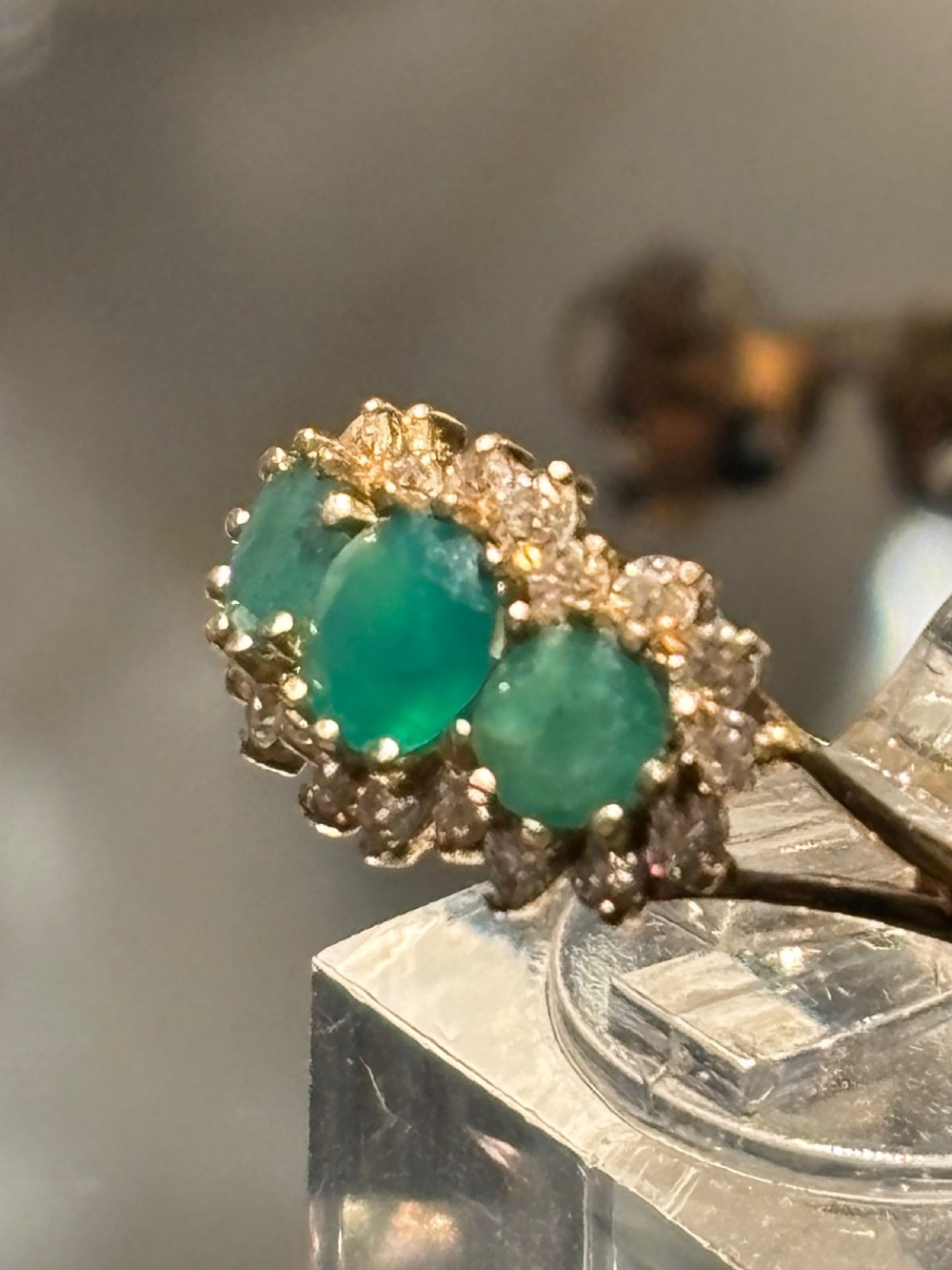Gold, Emerald and Diamond ring  View V