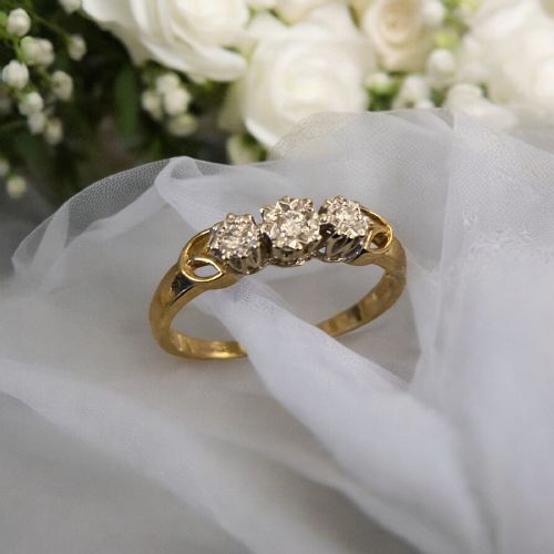 Vintage Gold and diamond engagement ring