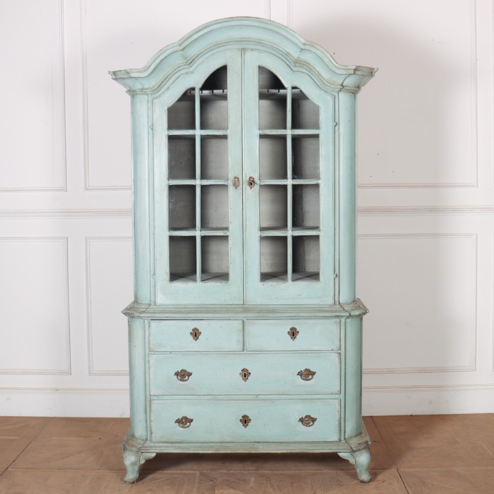 18th Century Swedish Vitrine