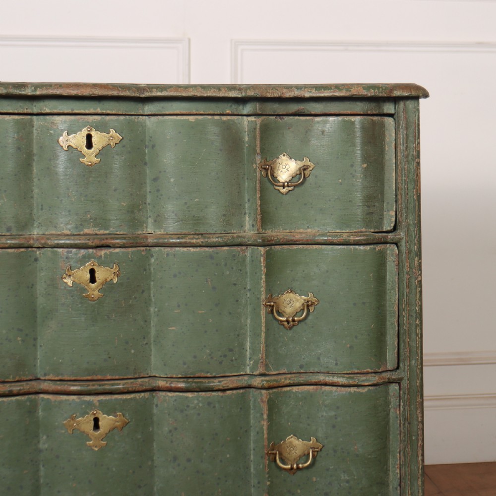 18th Century Dutch Serpentine Commode View VI