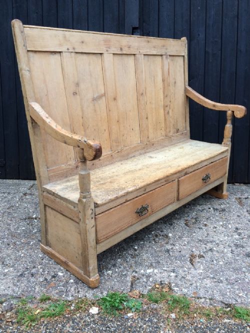 antique settle bench - CATEGORY: ANTIQUE FURNITURE - DATED 18TH CENTURY