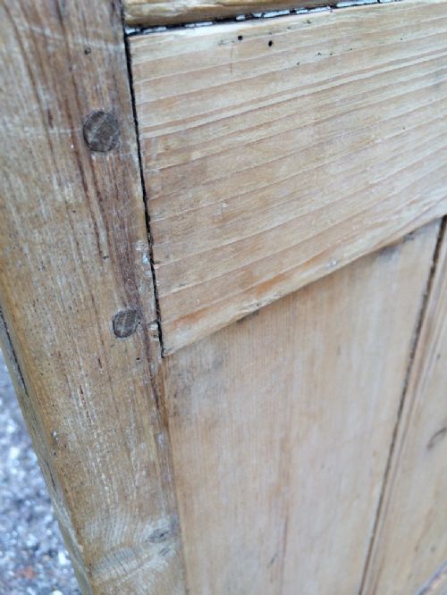 ANTIQUE SETTLE BENCH - ADDITIONAL PHOTO 3
