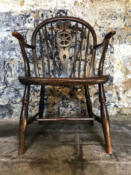 WINDSOR CHAIR - ADDITIONAL PHOTO 1