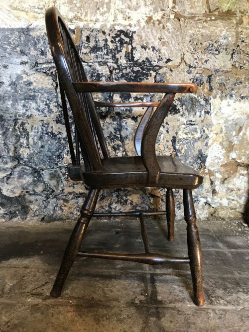 WINDSOR CHAIR - ADDITIONAL PHOTO 2