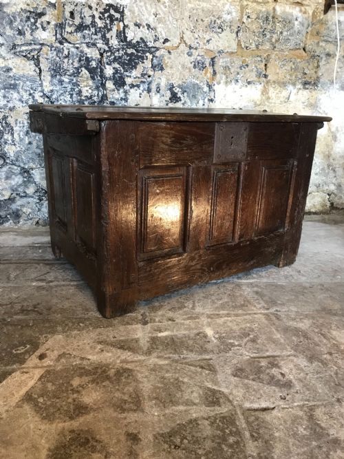 EARLY OAK COFFERCHEST - ADDITIONAL PHOTO 2
