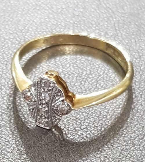 ART DECO DIAMOND ON PLATINUM 18 CARAT GOLD RING SIZE N - ADDITIONAL PHOTO 2
