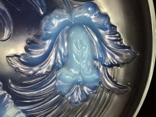 VERLYS ORCHIDS ART DECO FRENCH OPALESCENT GLASS CHARGER C1930 - ADDITIONAL PHOTO 3