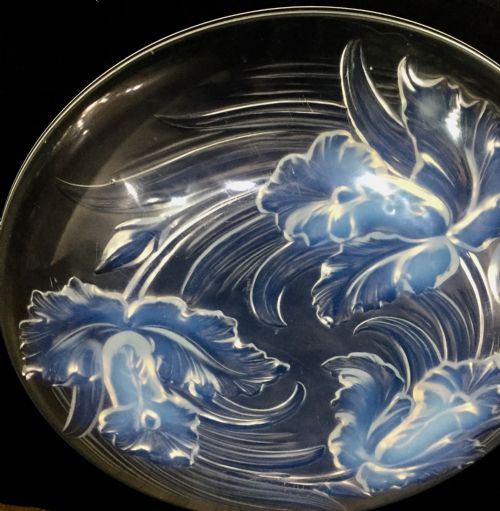 VERLYS ORCHIDS ART DECO FRENCH OPALESCENT GLASS CHARGER C1930 - ADDITIONAL PHOTO 5