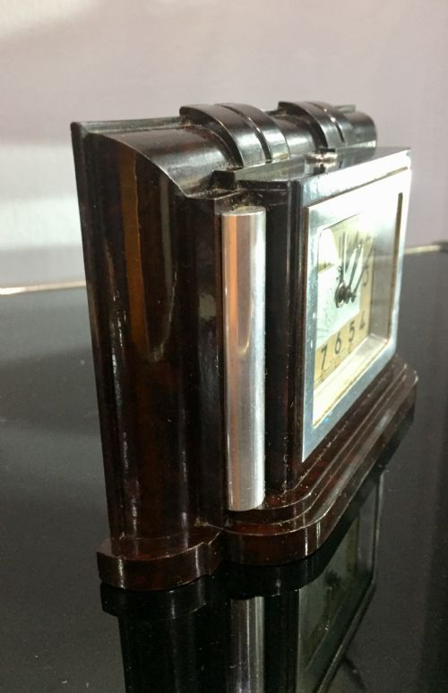 FRENCH ART DECO BAKELITE ALARM CLOCK C1930 - ADDITIONAL PHOTO 4