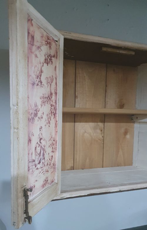 FRENCH WALL CUPBOARD DISTRESSED FINISH EARLY 1900S - ADDITIONAL PHOTO 6