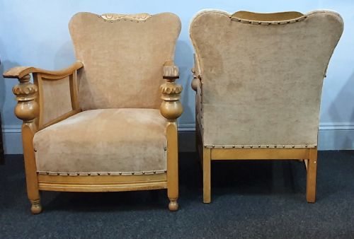 PAIR ARTS CRAFTS CARVED GOLDEN OAK SUEDE LOUNGE CHAIRS C1910 - ADDITIONAL PHOTO 5