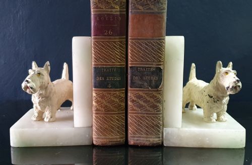 PAIR OF SCOTTISH TERRIERS ART DECO BOOKENDS ON ALABASTER BASES C1930 - ADDITIONAL PHOTO 4
