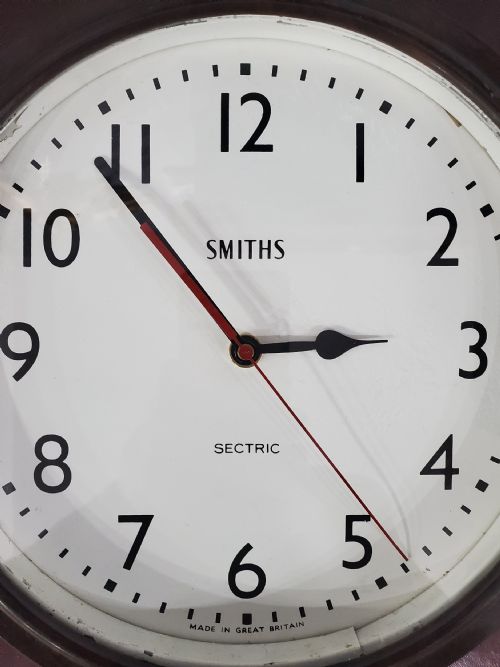 SMITHS SECTRIC BAKELITE WALL CLOCK C1940 - ADDITIONAL PHOTO 4