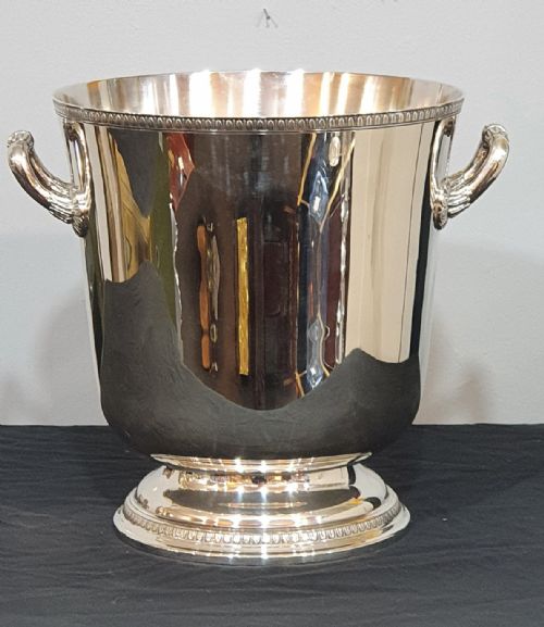 christofle silver plated ice bucket with original box - CATEGORY: ANTIQUE SILVER - DATED LATER THAN 1960