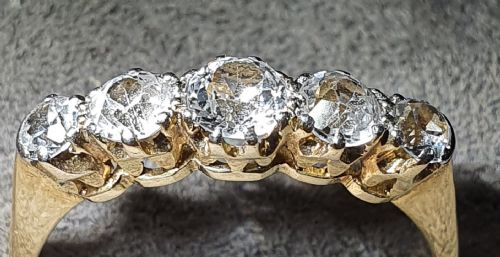 five stone white sapphire 18ct gold ring c1930 size t - CATEGORY: ANTIQUE JEWELLERY - DATED 1930