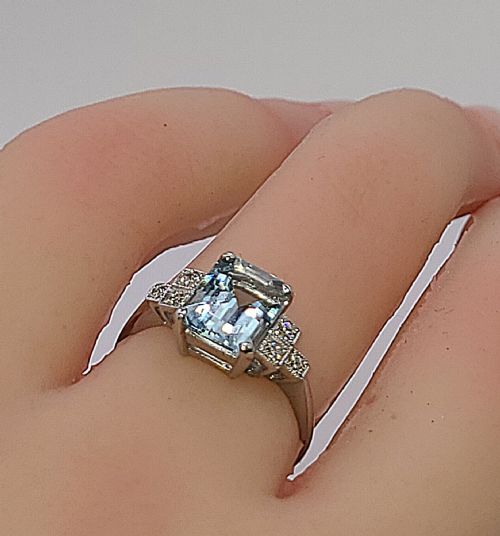 PLATINUM EMERALD CUT AQUAMARINE APPROX 2CT DIAMOND RING O - ADDITIONAL PHOTO 2
