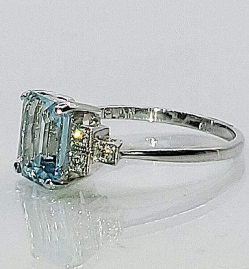 PLATINUM EMERALD CUT AQUAMARINE APPROX 2CT DIAMOND RING O - ADDITIONAL PHOTO 3