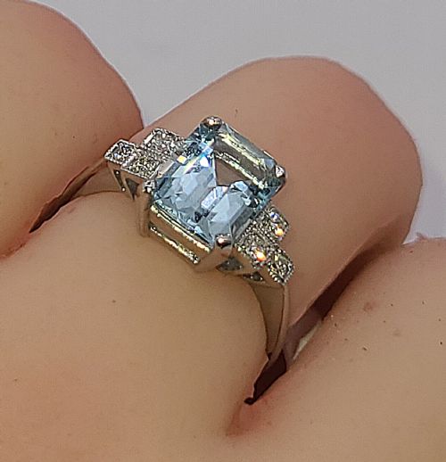 PLATINUM EMERALD CUT AQUAMARINE APPROX 2CT DIAMOND RING O - ADDITIONAL PHOTO 4