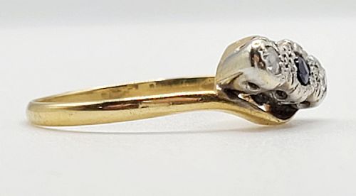 ART DECO SAPPHIRE DIAMOND TRILOGY ON 18CT GOLD PLATINUM TWIST RING J12 - ADDITIONAL PHOTO 3