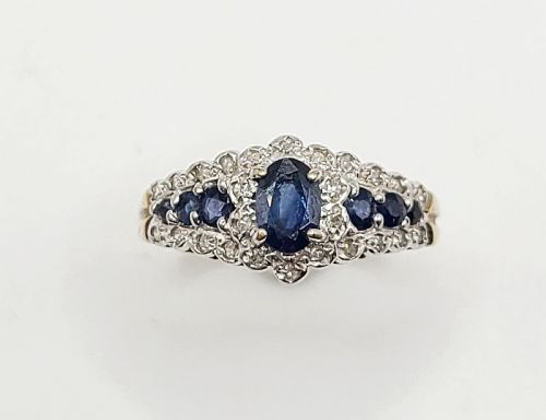 vintage oval cut central sapphire diamond shoulders 9ct gold ring r - CATEGORY: ANTIQUE JEWELLERY - DATED 1950