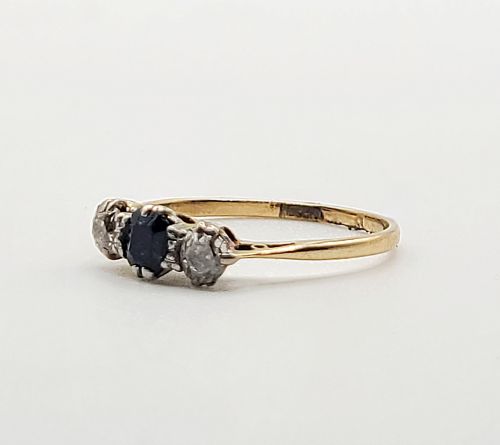 ART DECO 1920S SAPPHIRE DIAMOND TRILOGY ON 9CT GOLD RING SIZE N - ADDITIONAL PHOTO 4