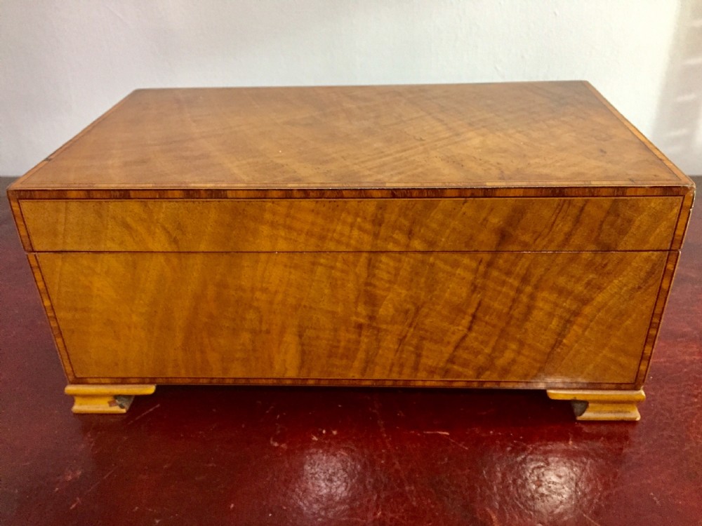 Art Deco burr walnut box c1930