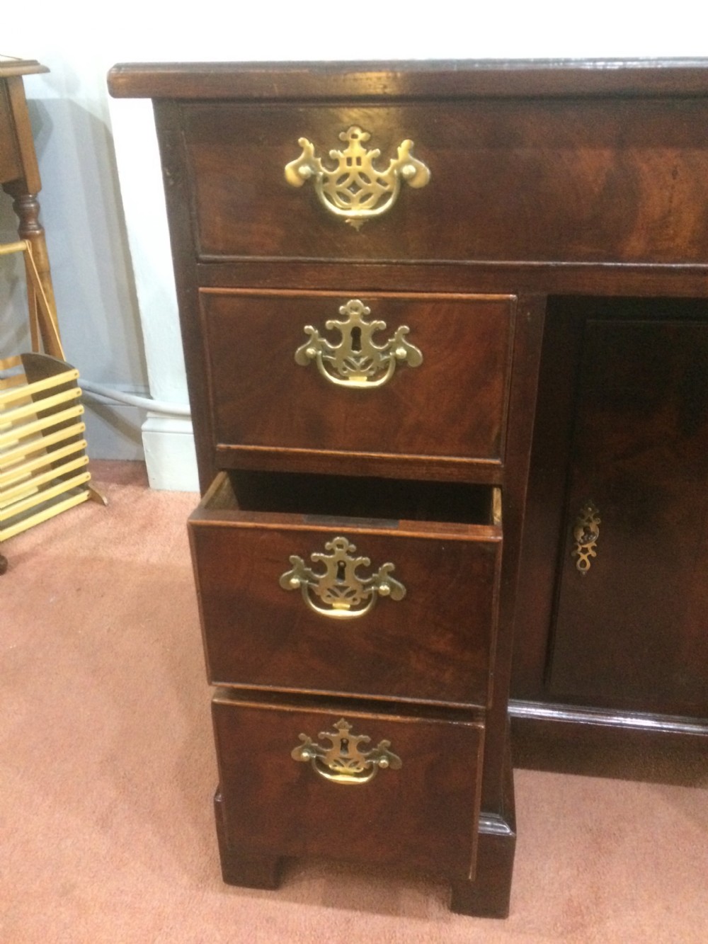  Late 18thC/Early 19thC Kneehole Desk Flame Mahogany View X