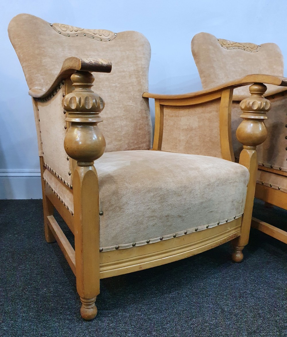 Pair Arts & Crafts Carved Golden Oak & Suede Lounge Chairs c.1910 View XIV