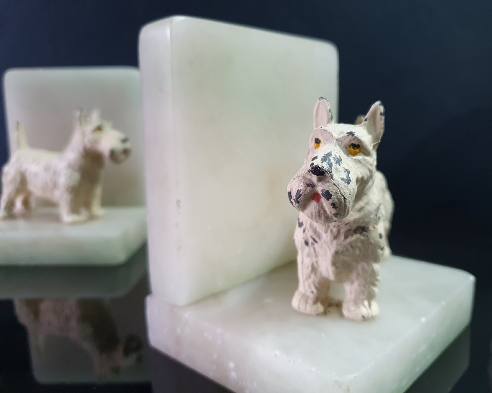 Pair of Scottish Terriers Art Deco Bookends on Alabaster Bases c.1930 View III