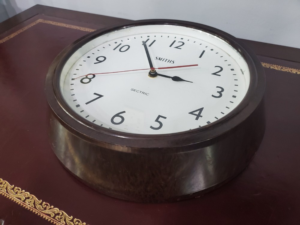 Smiths Sectric Bakelite Wall Clock c1940 View VII