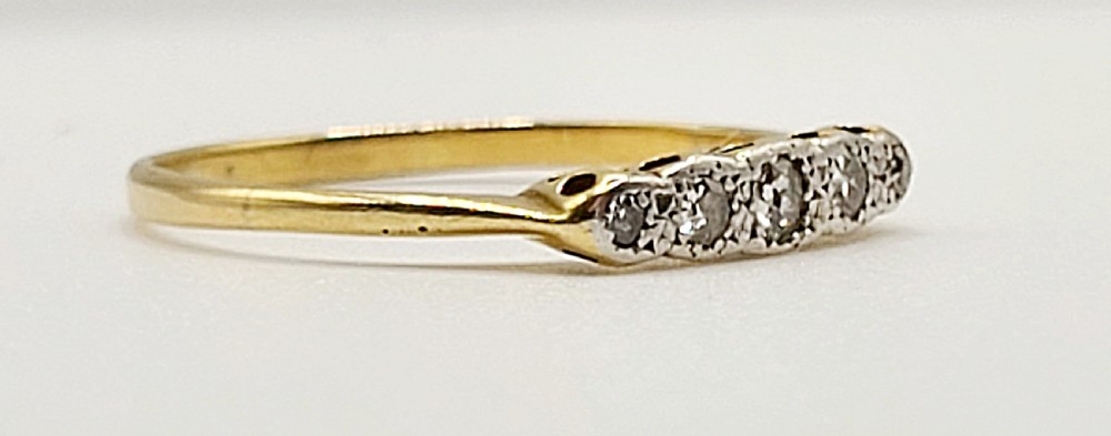 Art Deco 5 Stone Diamond & Platinum 18 t Gold Ring (P) View IV
